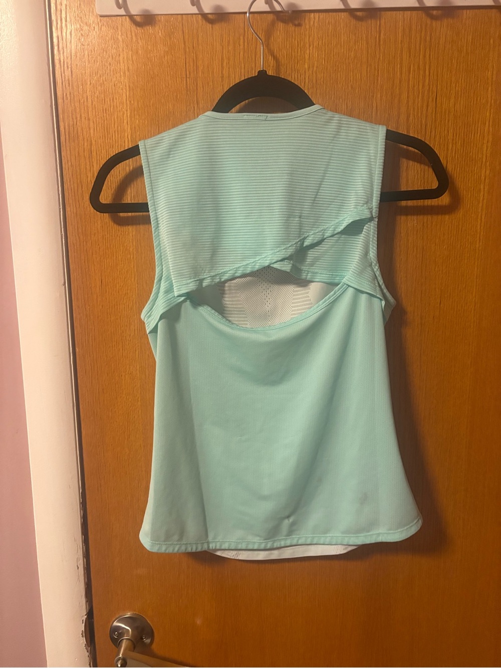 ASICS Tank Tops - Picture 2 of 5